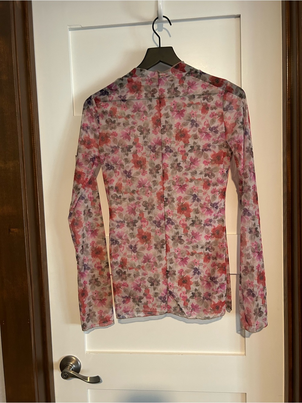 Sweet Generis Floral Long Sleeve Mesh Top Size Medium - Picture 5 of 11